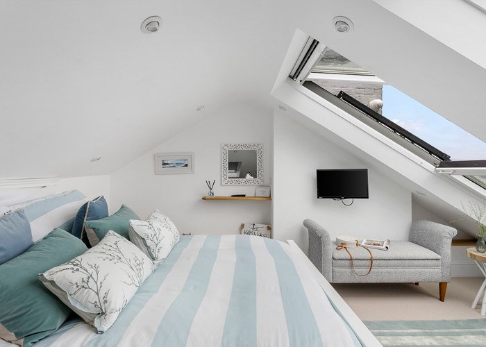 Kittiwake third double bedroom